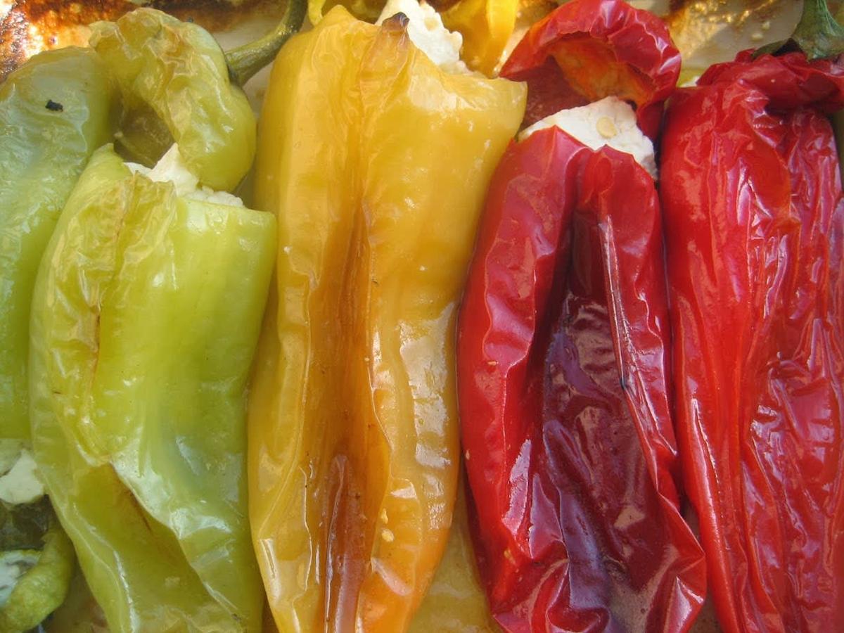 Kellopaprikat uunissa