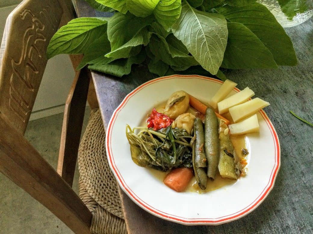 Kesämuhennos kreetalaisittain