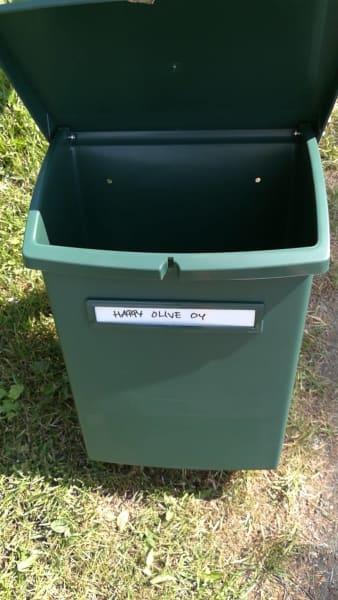 Pienviljelijöiden tuore oliiviöljy saadaan varhain korjatusta sadosta (Early Harvest)